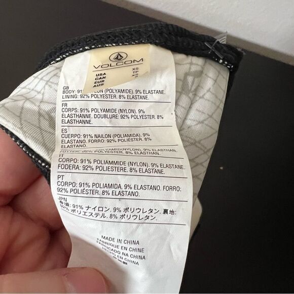 Volcom Bra Top Womens XS Black White Simply Rib Bandeau Bikini Swim - Picture 7 of 7